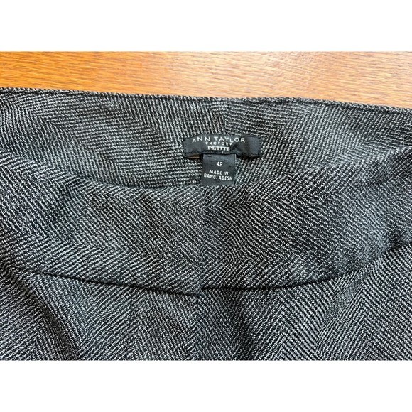 Ann Taylor Factory Women’s Dress Pants Work Slacks Black White Size 4P - Picture 3 of 5
